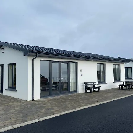 Tullybay Holiday Lodges Enniskillen Exterior photo